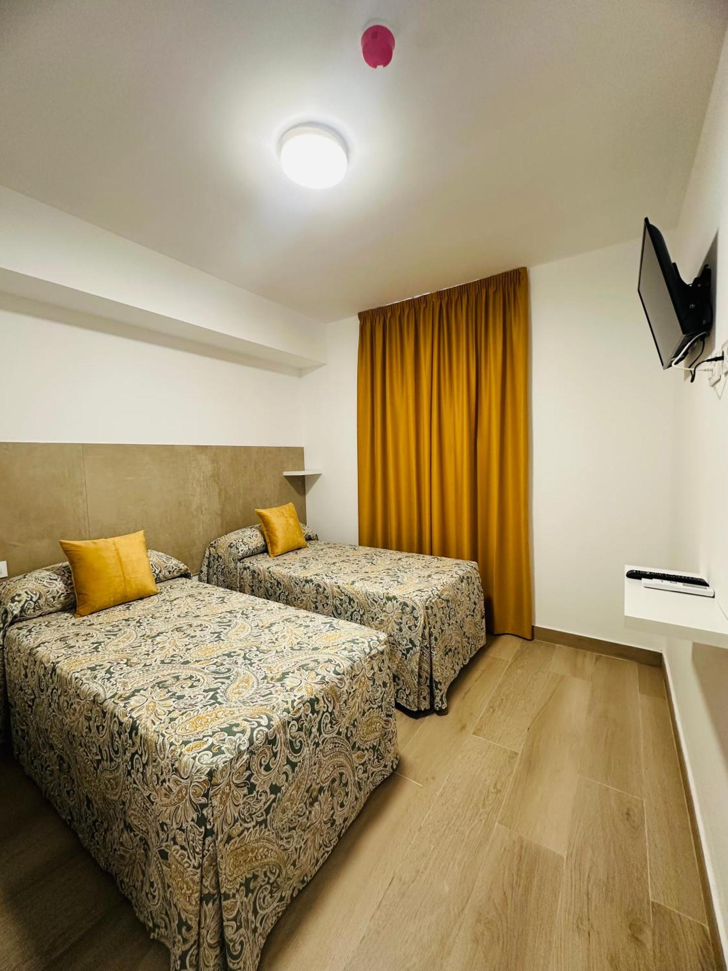Hotel Quitagolpe Jerez de la Frontera Zewnętrze zdjęcie